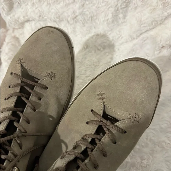 Wolf & Shepherd Crossover Hiker Shoes